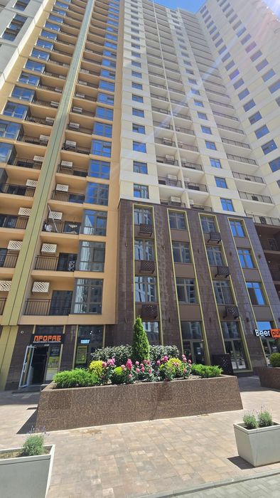 Краснова / 63 Жемчужина  В продаже шикарная квартира 42 кв.м.  Готовность ремонта 90%  Балкон