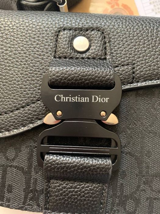 Сумка Christian Dior чорна, стильна та універсальна, в наявності