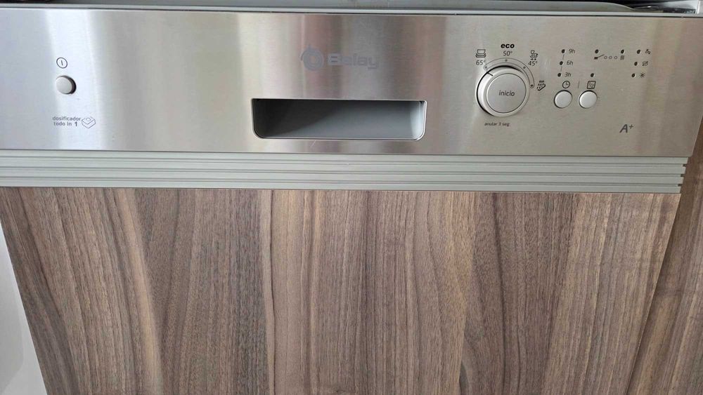 Máquina de lavar loiça de encastrar Balay