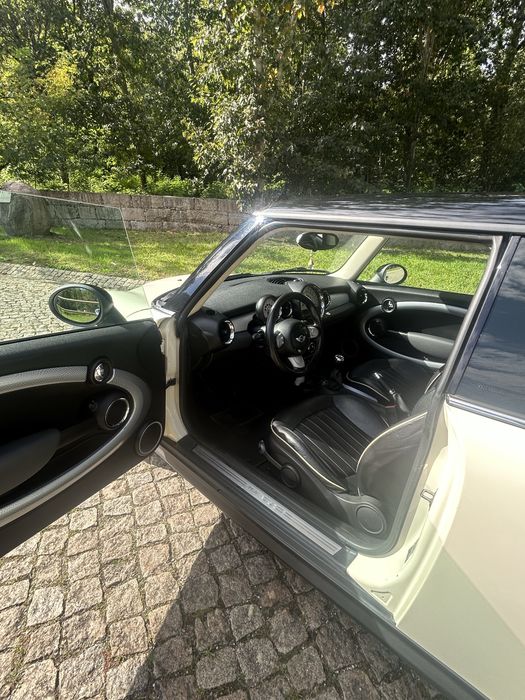 mini cooper one d