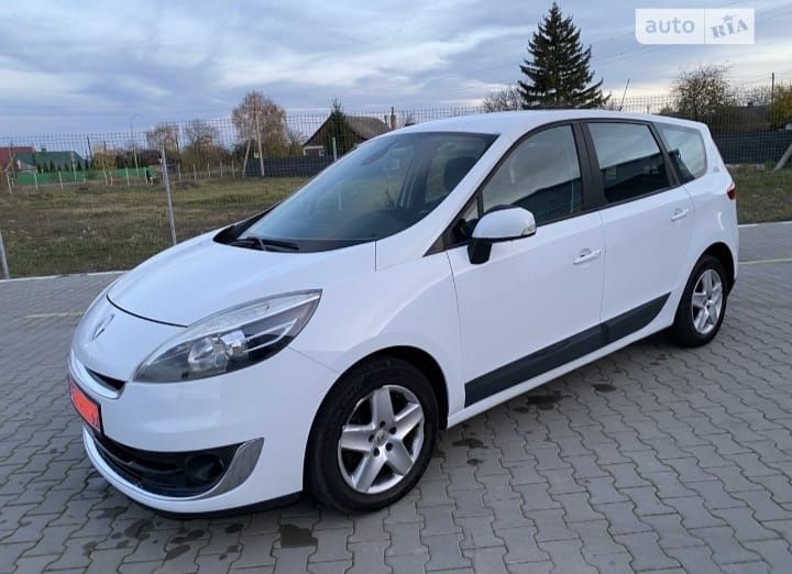 Renault Grant Scenic 2012r. 1,5dci (110к.с)