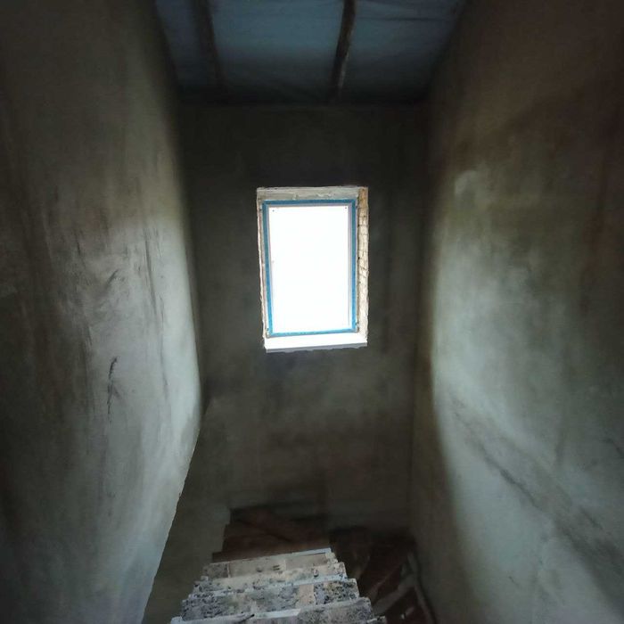 Продаж 2 поверхового будинку з опаленням і ділянкою на 5 соток