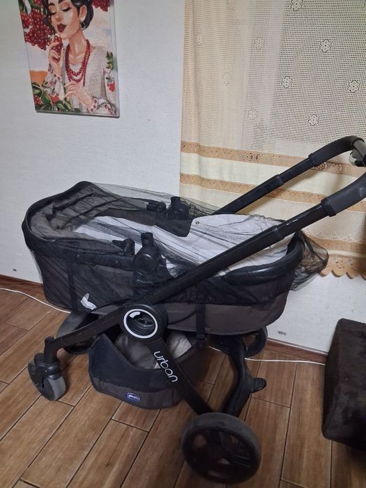 Продам коляску Chicco