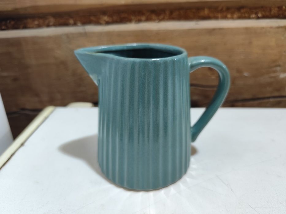 Dzbanek wazon miętowy