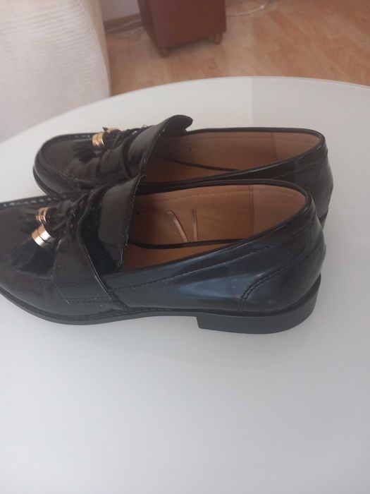 Buty mokasyny nr 40 Zara