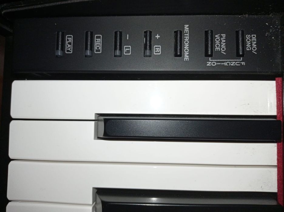 Piano Digital Yamaha YDP-144