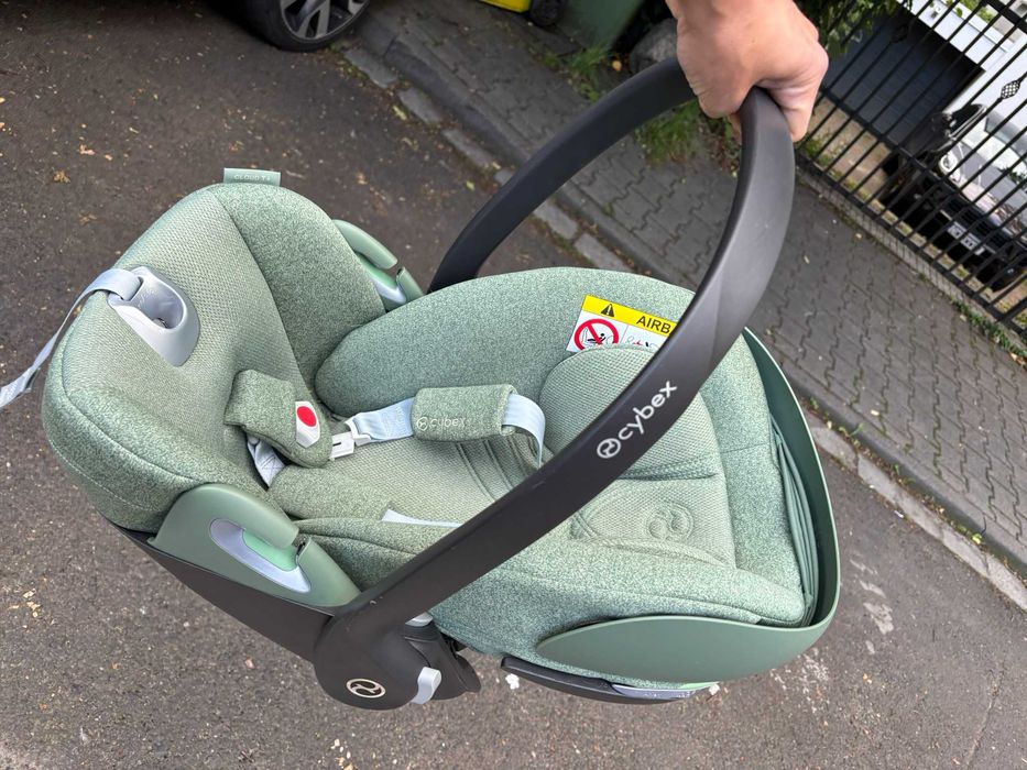 Fotelik samochodowy Cybex Cloud T Plus i-Size Seria Platinum 0-13kg Leaf Green z bazą