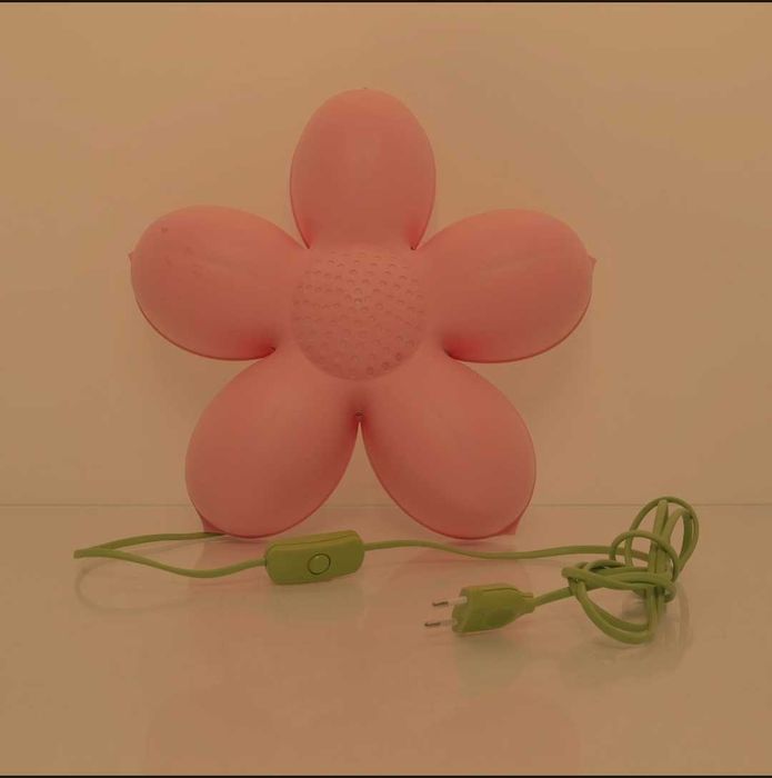 Lampa ścienna IKEA kwiatek