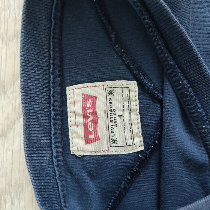 T-shirts LEVI'S - tamanho: 4