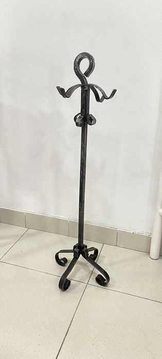 Suporte para utensílios de lareira