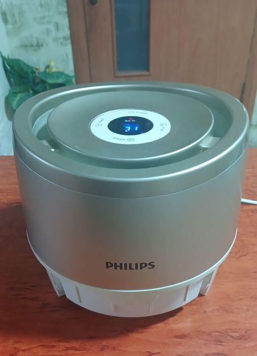 Увлажнитель-очиститель воздуха Philips HU4803. Верхний блок.