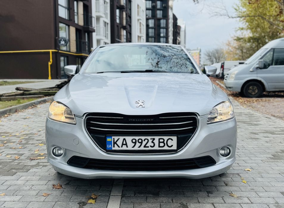Продам Peugeot 301 2013 рік, 1.6 Дизель після обстрілу!