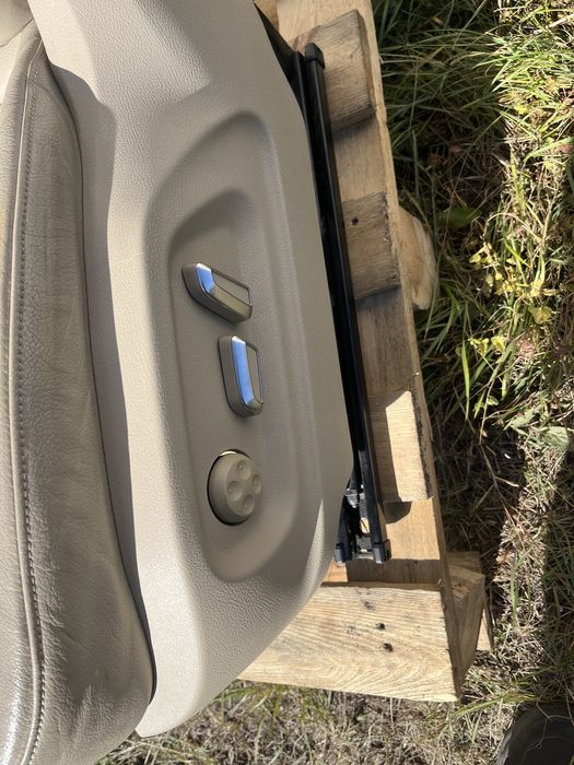 Салон audi q5 2011-2016