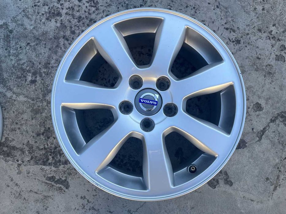 Оригінальні диски 5/108 R16 Volvo V40 V60 S60 XC70