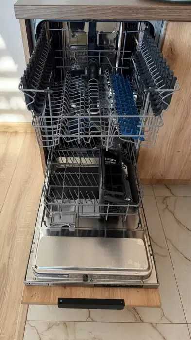Zmywarka do zabudowy Electrolux ESL4581RO A++ 45cm, automatyczne otwieranie drzwi