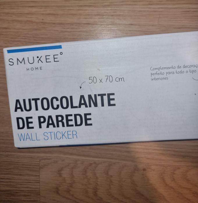 Autocolante parede foot