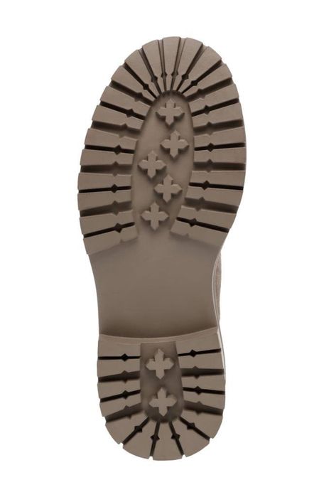 Steve Madden Women’s Mayslir Cap-Tor Lug-Sole Chealsea