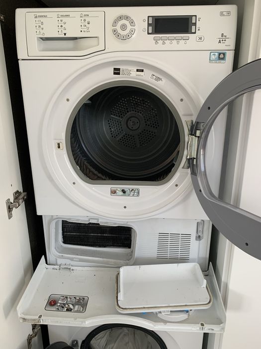 Máquina secar Hotpoint