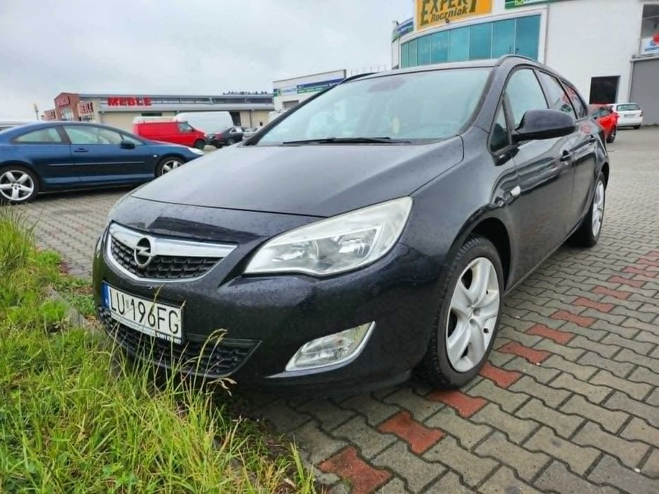 Opel Astra J IV 1.4 kombi LPG