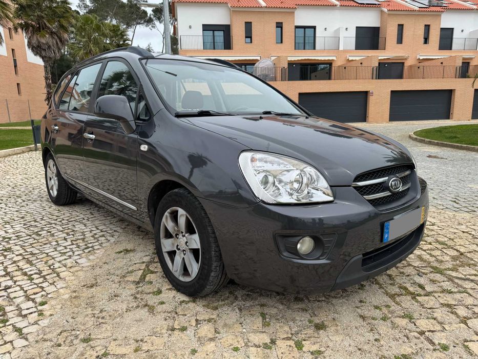 Kia Carens 2.0 CRDi LX (7lug.) 1 Proprietário - 2009