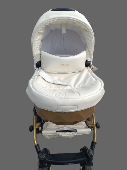 Продаю коляску 2 в1