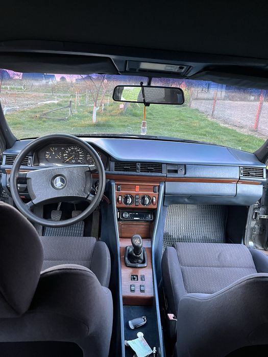 Продам Mercedes W124