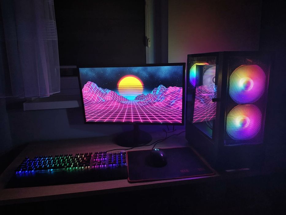 Komputer Gamingowy | Intel i5 | Radeon RX | SSD | 16GB | W11