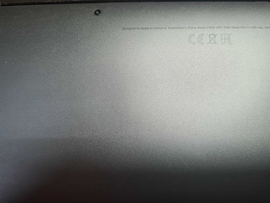 Macbook air a1932 para peças