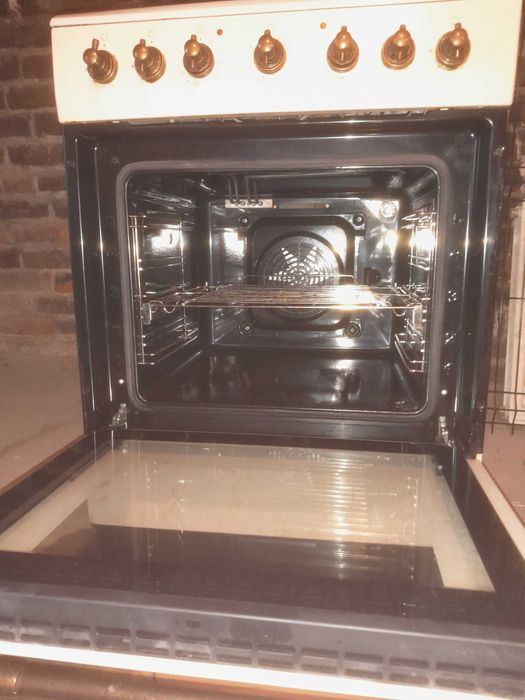 kuchenka gazowo - elektryczna Amica  retro beżowa