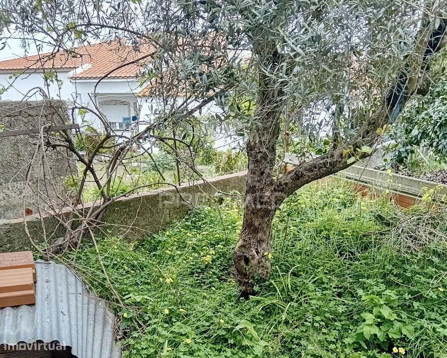 Moradia T2 em Santa Bárbara de Padrões