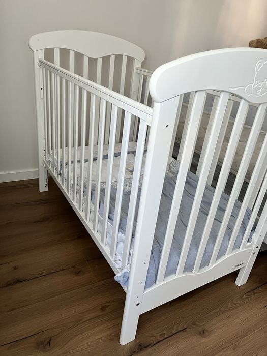 Crib with Mattress
