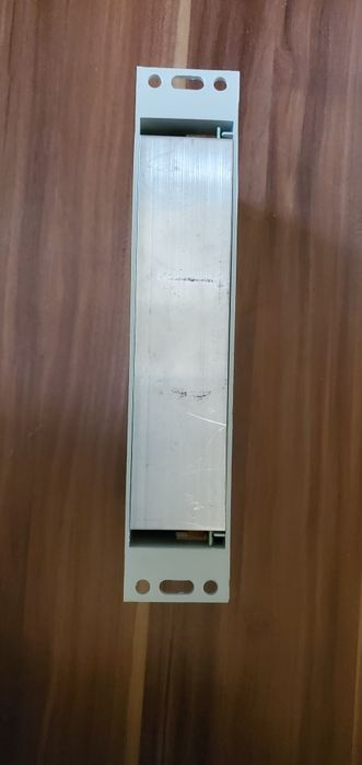 Блок приводу дверей кабіни OTIS AT120 - Ролик дверей шахти.