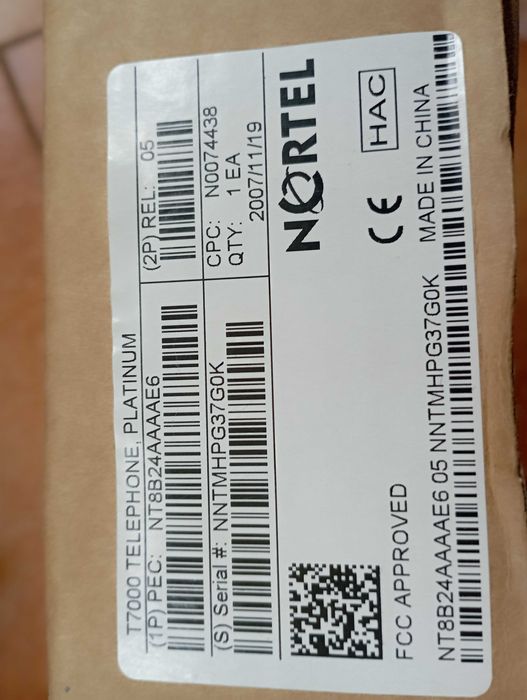 Цифровий телефон Nortel T7000