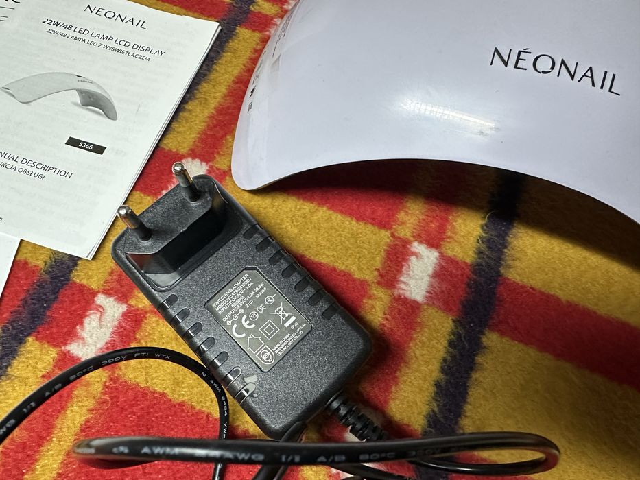 NEONAIL Lampa LED 22W/48 z wyświetlaczem