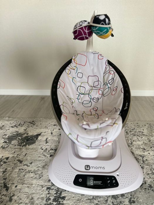 Крісло-гойдалка 4MOMS  4.0