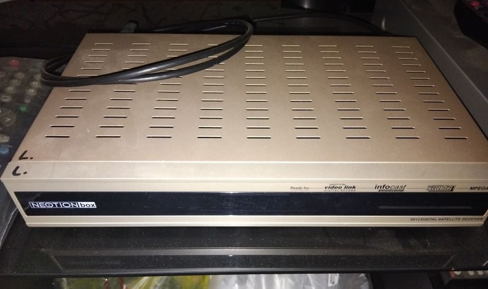 Receptor de satélite Neoton