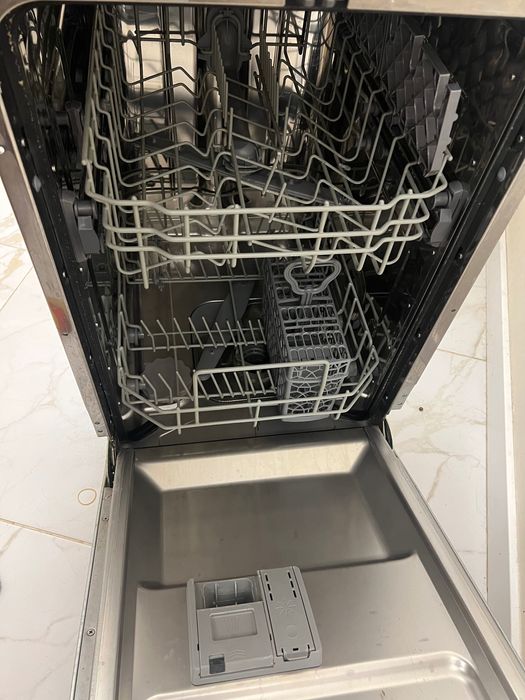 Посудомийна машина Candy Brava CDIH 1L952. Посудомийка. Посудомойка