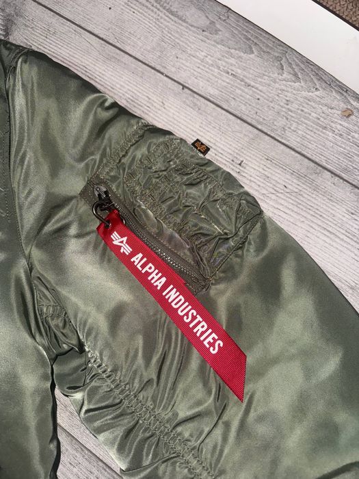 бомбер Alpha Industries