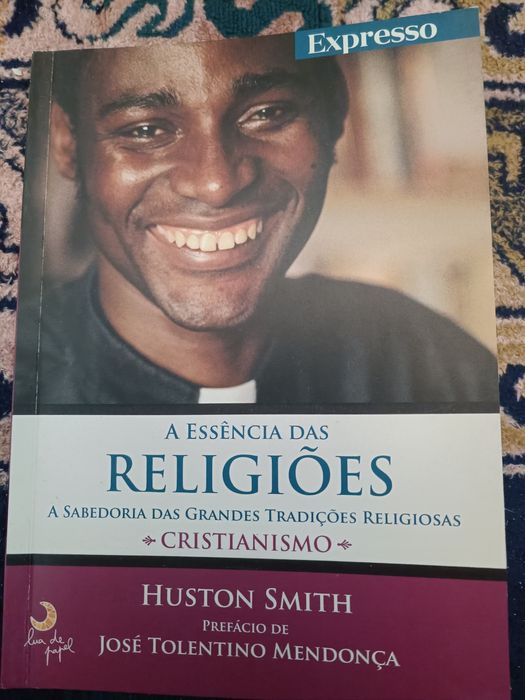 Livro a essência das religiões