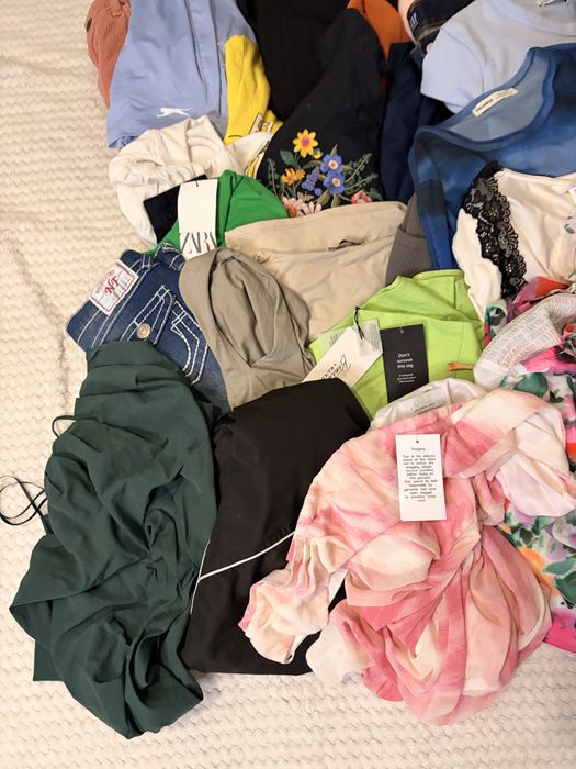 Pakiet damskich ubrań 33 sztuki po 5zł Zara PrettyLittleThing