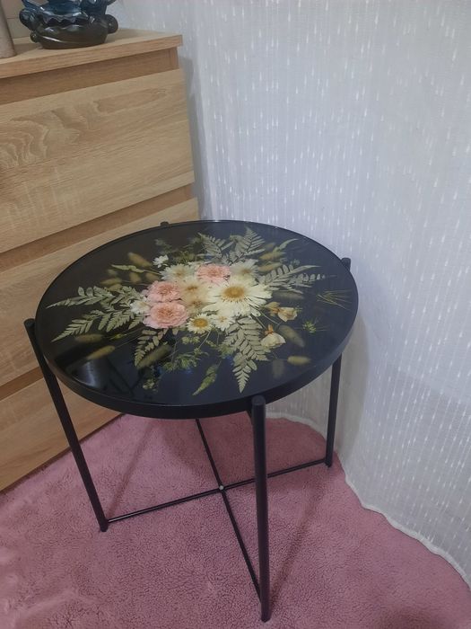 Mesa para sala ou quarto