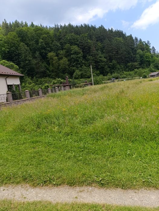 Продам земельну ділянку