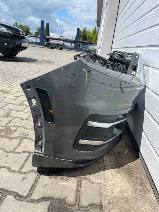 Audi Q7 4M бампер