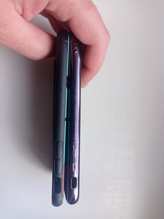 Продам чохли iphone 7-8