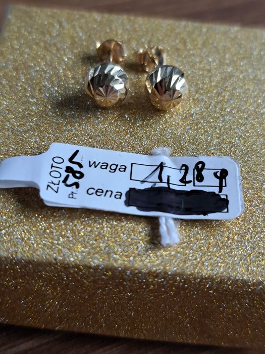Złote kolczyki diamentowane  kuleczki próba 585 0,7mm