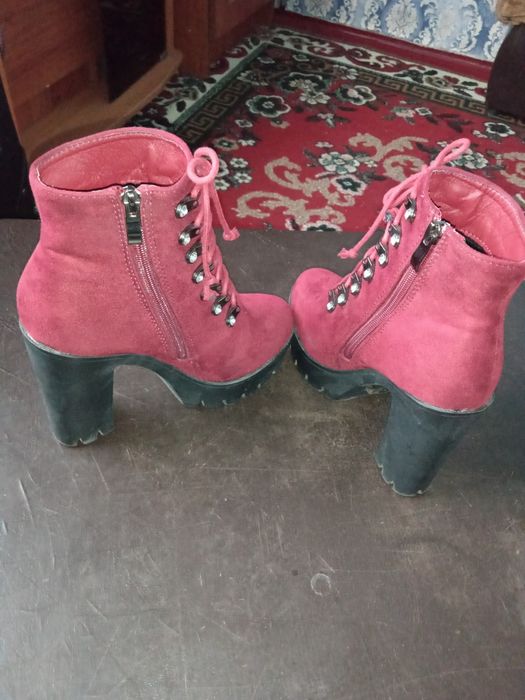 Ботильони женские