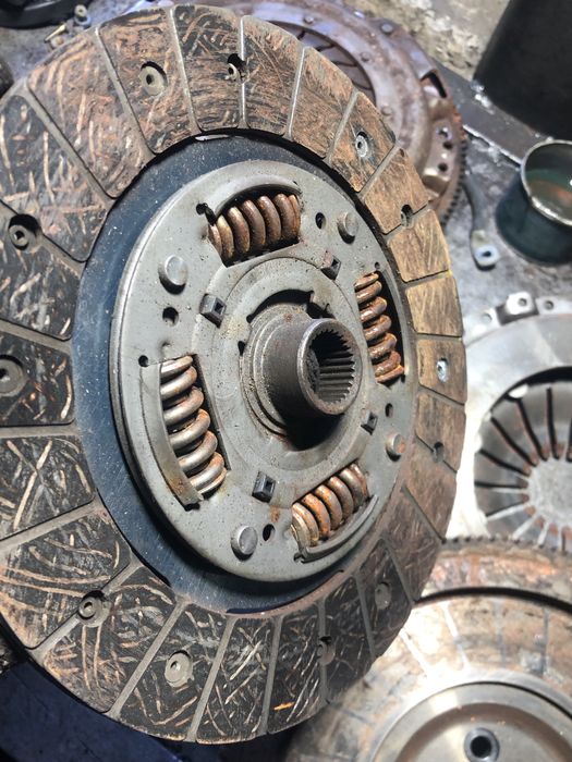 Сцепление 1.4TDi щеплення VW Polo Ibiza Fabia Поло Фабия маховик диск