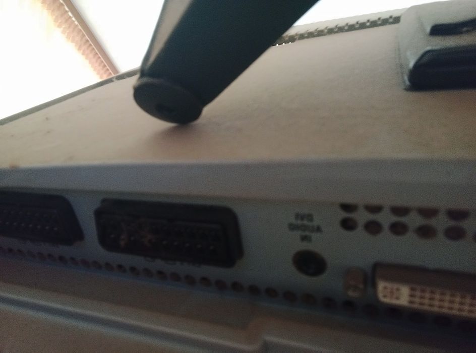 Телевизор PHILIPS 26"