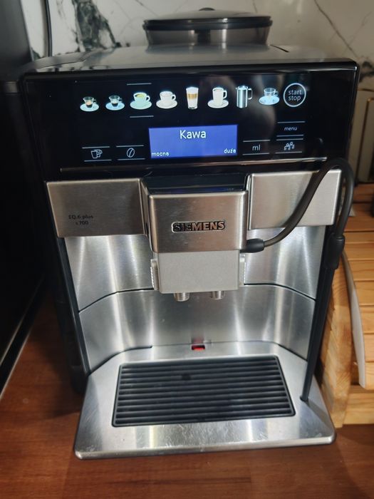 Ekspres SIMENS EQ6 plus s700