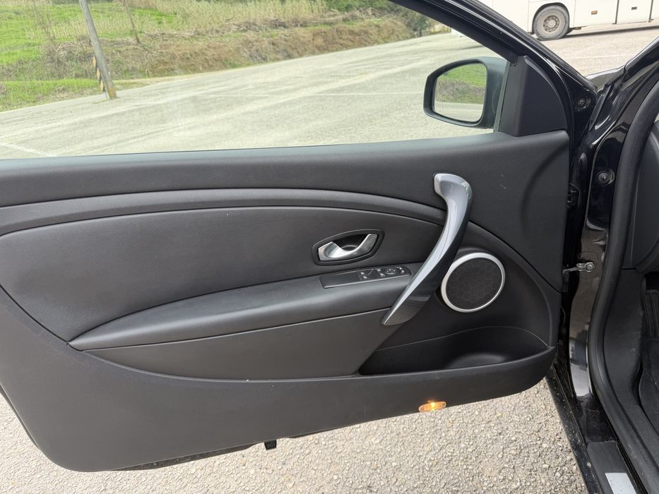Renault Megane coupe Gt Line 1.5 dci foto 4